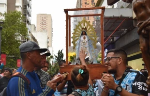 Peregrinaciu00f3n de los Hogares de Cristo en Mar del Plata. Cru00e9dito: La Voz de San Josu00e9 