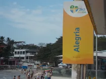Uno de los carteles en la playa de Copacabana en Río de Janeiro (foto ACI Prensa) 