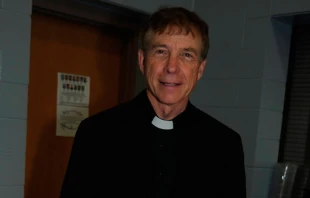 P. Dale Kinzler. Cru00e9dito: Diu00f3cesis de Fargo 