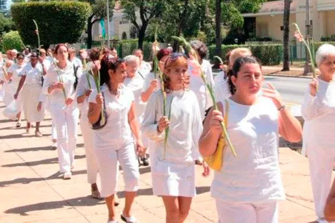 Cuba: En medio de represión Damas de Blanco recuerdan sexto año de muerte de Laura Pollán