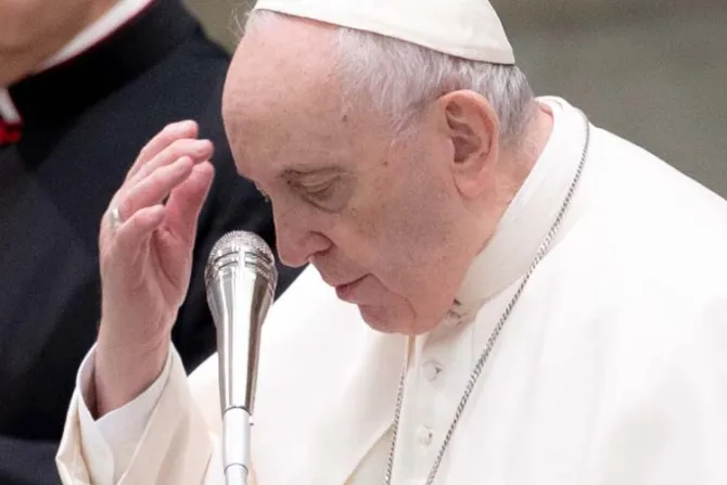 Papa Francisco lamenta la muerte de sacerdote asesinado en el Congo