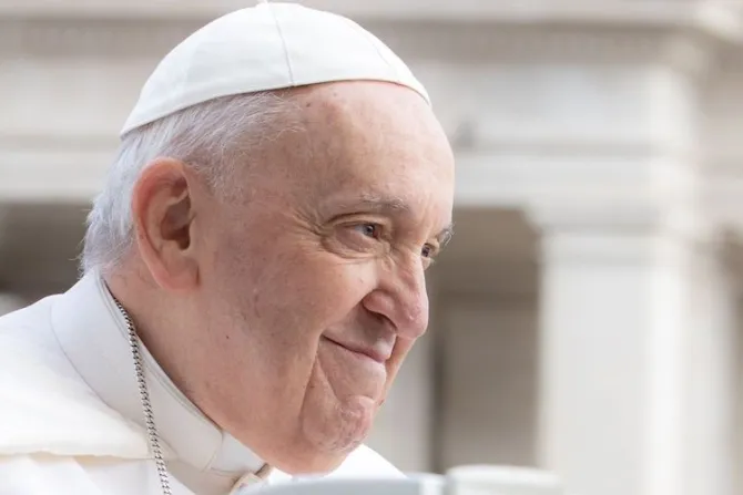 Papa Francisco: Quien no da testimonio de su fe, no es un buen cristiano