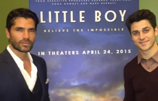 DavidHenrie_DavidHenrie(DominioPublico)_Instagram_200315 