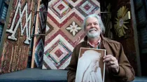 El artista Delfin "Koki" Ruiz y el retablo para Chiquitunga - Foto: La Nación
