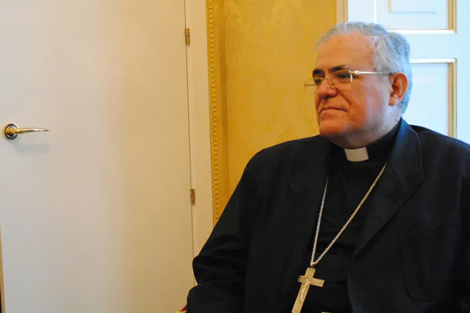 Mons. Fernández: “La indisolubilidad del matrimonio no la puede quitar ni el Papa”
