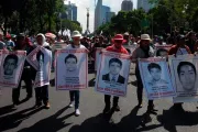 México: Obispo recuerda a los 43 estudiantes de Ayotzinapa desaparecidos hace un año