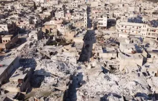 Devastación causada por el terremoto que asoló Siria y Turquía, dejando decenas de miles de muertos y heridos el 6 de febrero. Crédito: Mohamed Bash/Shutterstoc 