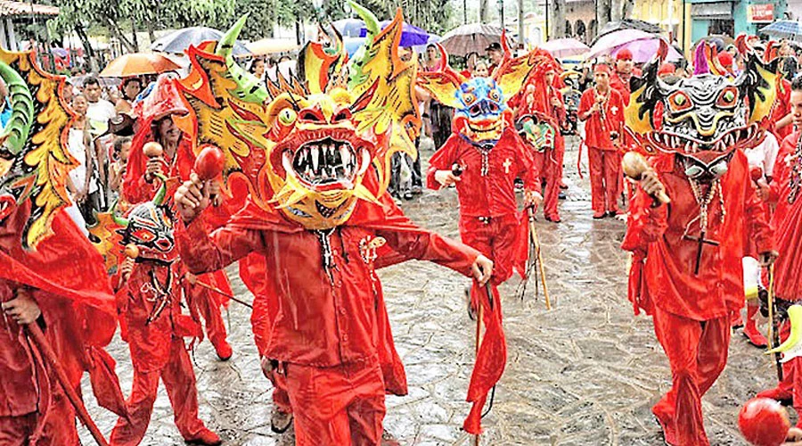 Diablos Danzantes de Yare. Crédito: Josedrg08 (CC BY-SA 4.0)?w=200&h=150