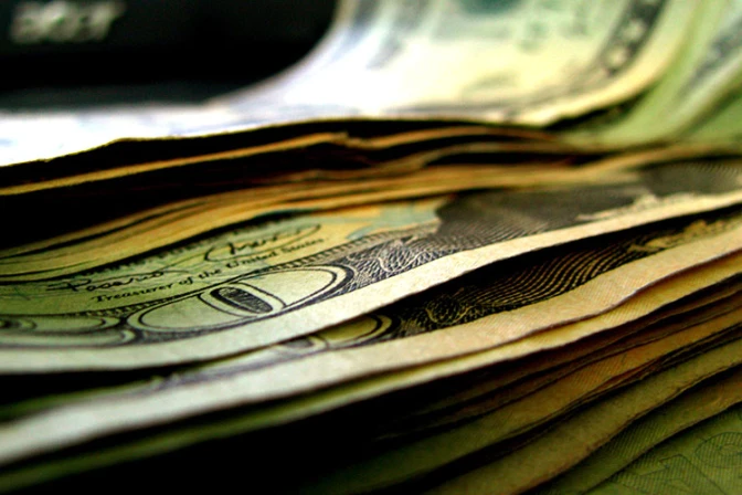 Como invertir en tu plan de jubilación siendo católico y sin necesidad de vender tu alma