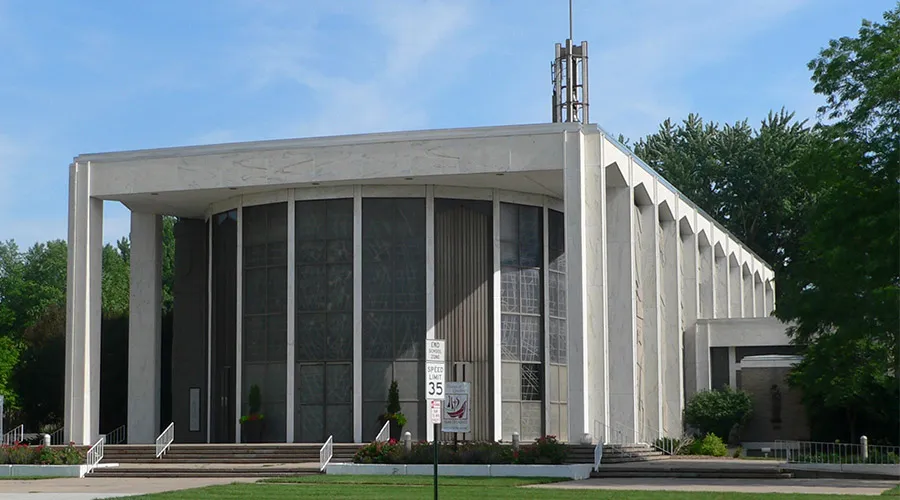 Catedral de Cristo Resucitado, Lincoln, Nebraska / Crédito: Ammodramus en Wikimedia Commons?w=200&h=150