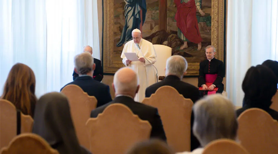 El Papa Francisco pronuncia su discurso. Foto: Vatican Media