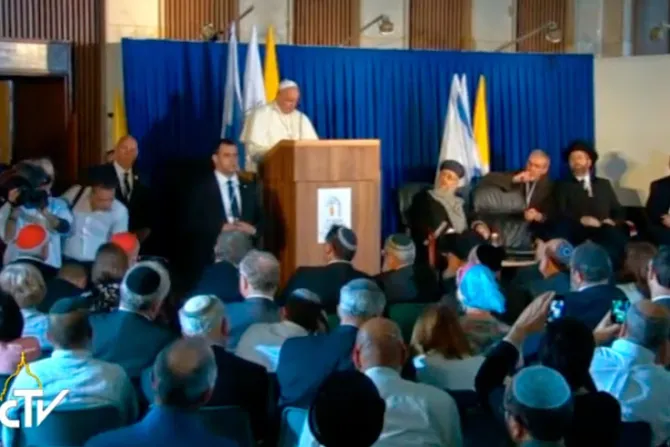 [VIDEO] Papa Francisco expresa a los grandes rabinos su deseo de que siga madurando el diálogo católico-judío
