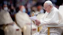El Papa en el Domingo de la Divina Misericordia. Crédito: Daniel Ibañez/ACI Prensa