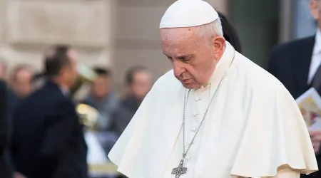 El Papa revela en el Ángelus: “Hoy tengo dos dolores en mi corazón”