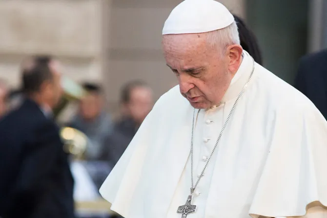 El Papa revela en el Ángelus: “Hoy tengo dos dolores en mi corazón”