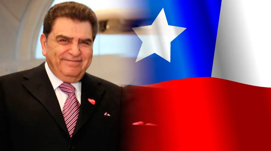 Don Francisco. Foto Wikipedia Eduardo Frei Ruiz Tagle (CC-BY-2.0) / Bandera de Chile. Dominio Público?w=200&h=150