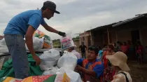 Reparten de donaciones damnificados en el norte del Perú / Foto: Arquidiócesis de Piura y Tumbes