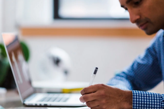 Conocida plataforma de idiomas lanza curso gratuito de latín