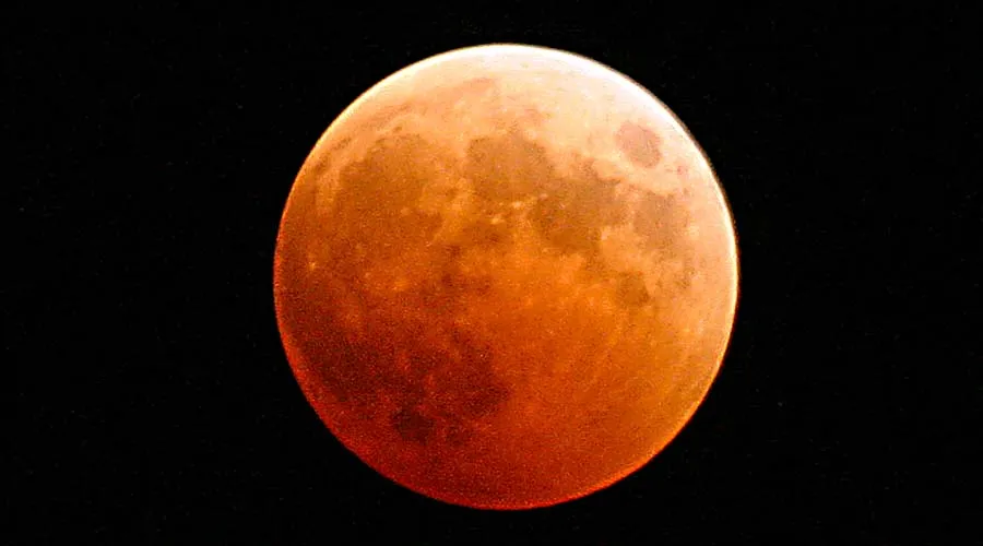 Imagen referencial / Eclipse lunar total. Foto: Armada de Estados Unidos / Dominio público.