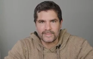 Eduardo Veru00e1stegui. Cru00e9dito: Instagram marchaporlavidaargentina 