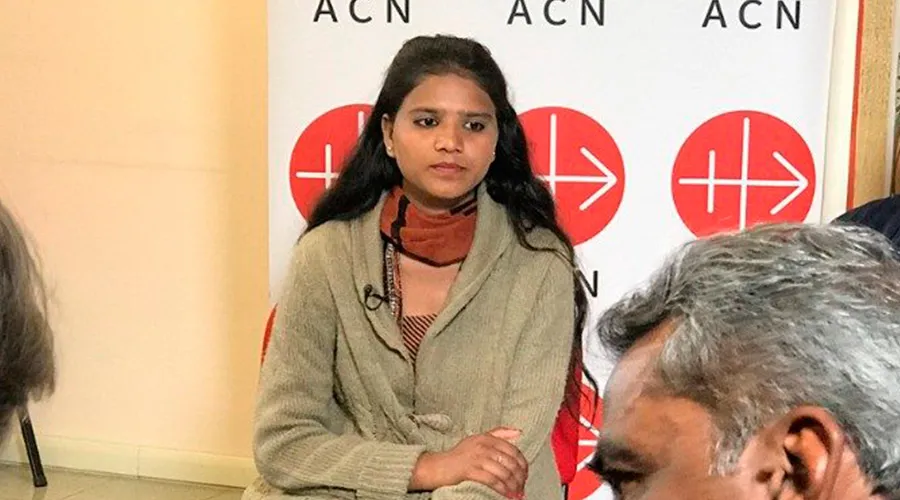 Eisham Ashiq, la hija de Asia Bibi / Crédito: Vatican Media/ACI Prensa. Todos los derechos reservados.