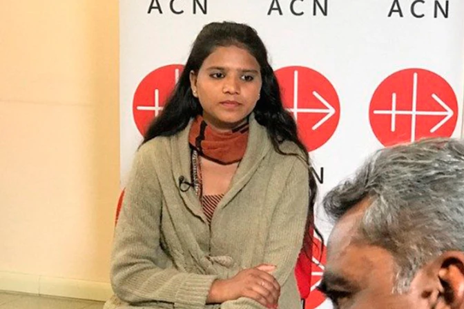 Hija de Asia de Bibi agradece a jueces por ser valientes y reconocer inocencia de su madre