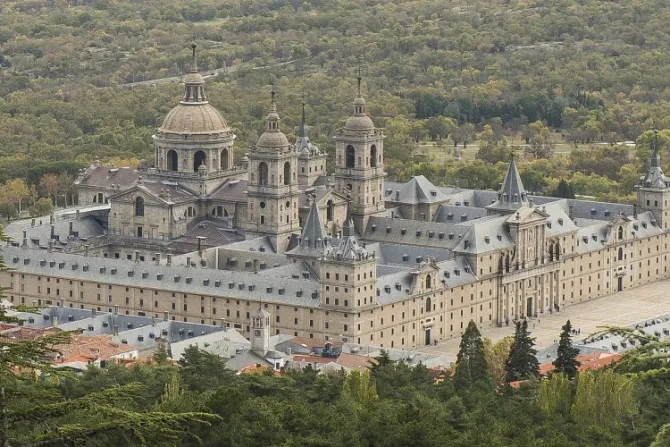 11 datos sobre el Monasterio de San Lorenzo de El Escorial, fundado por un emperador