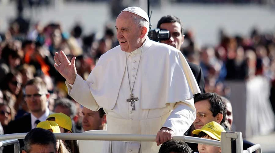 El Papa Francisco en una Audiencia General / Foto: Lucía Ballester (ACI Prensa)?w=200&h=150