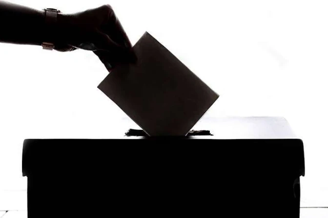 Sacerdotes que sean candidatos a cargos políticos serán suspendidos, advierte Arzobispo