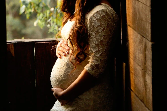 Gobierno de López Obrador "celebra" aniversario del aborto legal en Ciudad de México