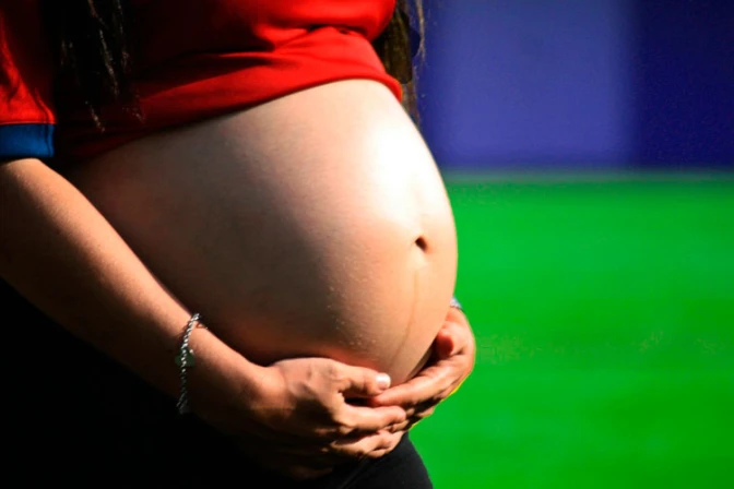 Red Federal de Familias repudia ataques a jueza que suspendió ley del aborto en Argentina