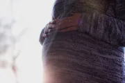 Planned Parenthood admite que a las 5 semanas de embarazo el corazón del bebé ya late