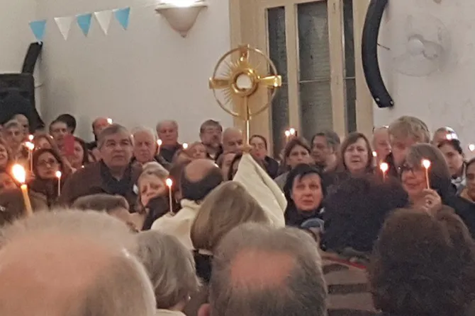Cientos de laicos en Argentina confirman que “¡Jesús Vive!”