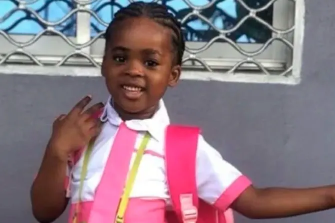 Policía mata niña de 6 años y obispo expresa su profundo pesar