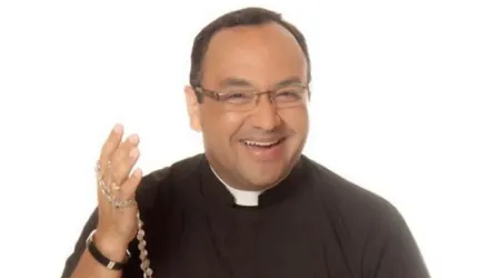 Ex sacerdote sancionado por el Vaticano tras denuncias de abusos asegura ser inocente