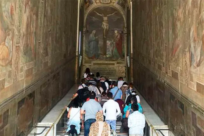 Restauran escalera que habría usado Jesús para asistir a juicio con Poncio Pilato