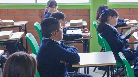 Obispos de México alientan educación “verdaderamente humana y creativa”