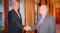 José Carlos González-Hurtado, presidente de EWTN España (izquierda) y José María Millet, presidente de La 8 Mediterráneo (derecha) / Crédito EWTN España 