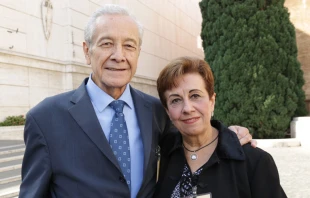 Esposos Galindo / Foto: Daniel Ibu00e1u00f1ez - ACI Prensa)_091015 