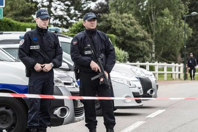 Estado Islámico reinvindica asesinato de un policía en París
