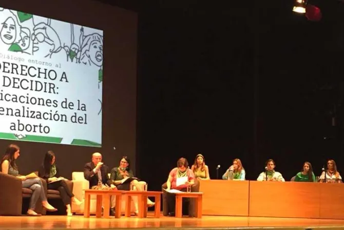 Universidad jesuita acoge evento con promotores del aborto en México