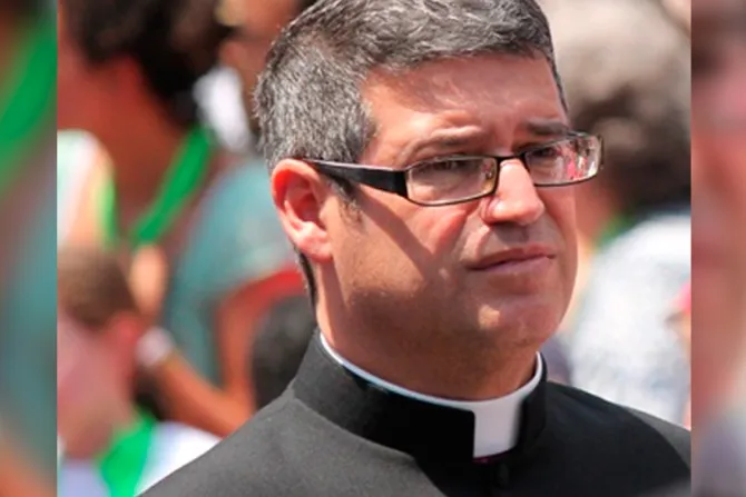 Sacerdotes copto y argentino son secretarios del Papa Francisco