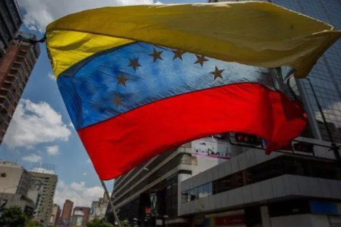 Esto propone un fraile dominico a los creyentes por la paz en Venezuela
