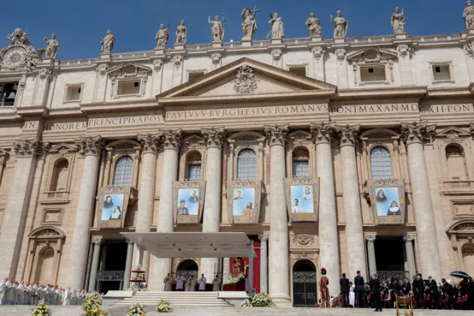 El Papa Francisco canoniza a 10 nuevos santos de la Iglesia Católica