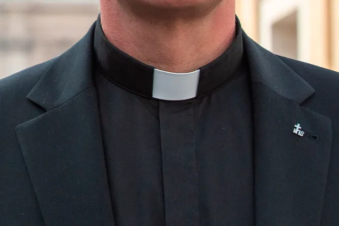Arquidiócesis advierte a fieles sobre dos falsos sacerdotes católicos