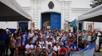 Representantes de los Hogares de Cristo en la Casa Histórica de Tucumán. Crédito: Prensa Familia Grande Hogar de Cristo