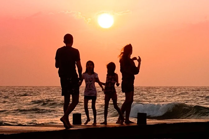 Coronavirus: Arzobispo anima a redescubrir importancia de la familia