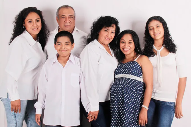 Trabajadores necesitan más tiempo en familia, dice presidente de fundación azteca