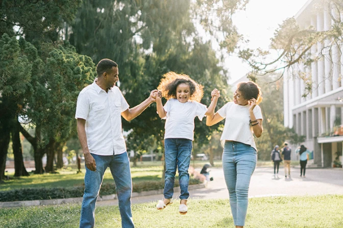 Día de la familia en Perú: Cardenal exhorta a padres e hijos a ser siempre agradecidos