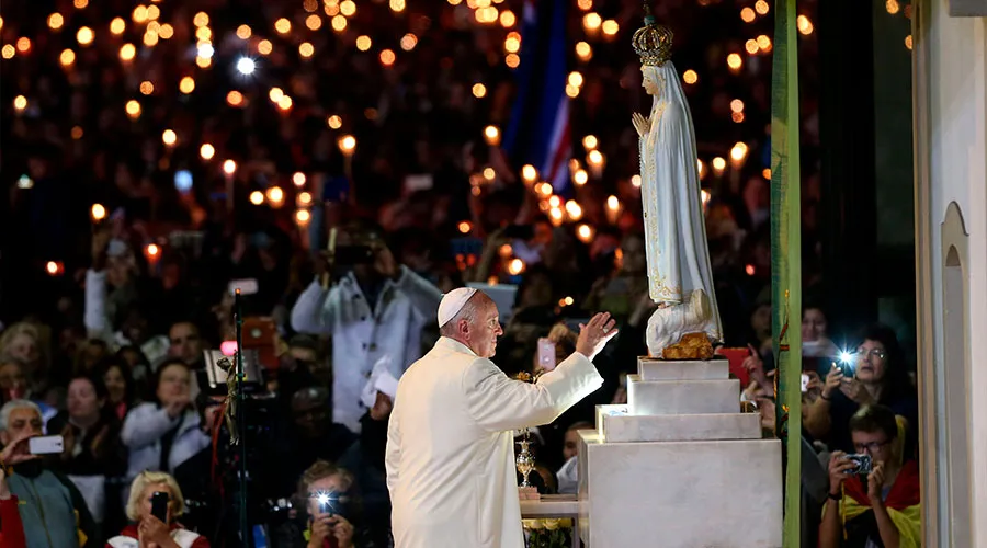 El Papa Francisco visita el Santuario de Nuestra Señora de Fátima el 12 de mayo de 2017 / Crédito: LUSA Press Agency